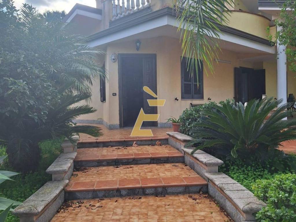 Villa a Ricadi in Via Provinciale - Foto 3