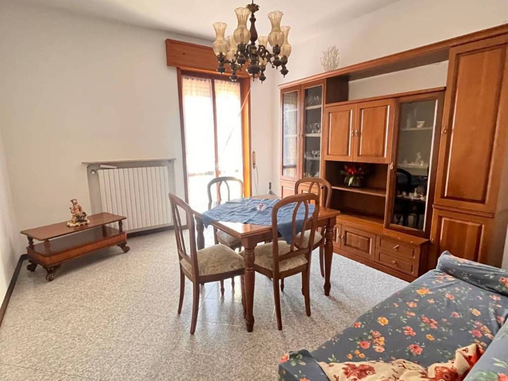 Appartamento a Fiorenzuola d'arda in via san bernardo da chiaravalle - Foto 4