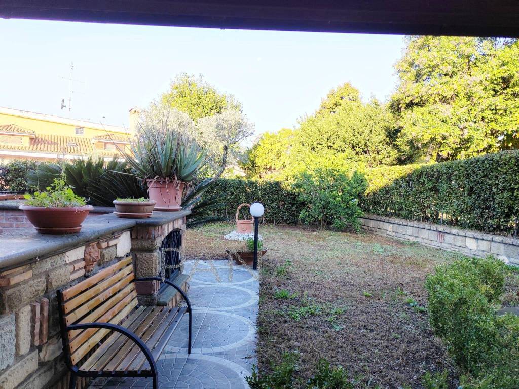 Villetta a schiera a Genzano di roma in Via Vigne Nuove - Foto 2