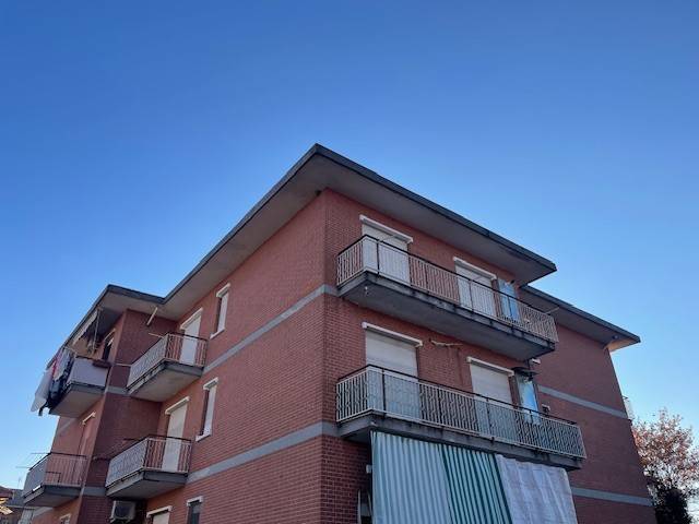 Appartamento a Leinì in Via Giovanni Frola, 18 - Foto 4