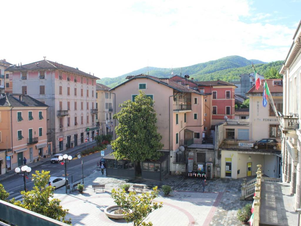 Appartamento a Busalla in Piazza Enrico Macciò, 11 - Foto 2