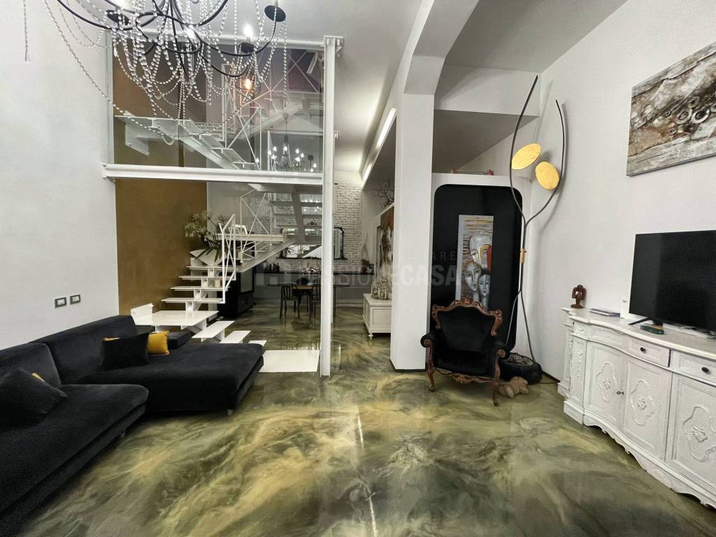 Casa indipendente a Prato in Via Dora Baltea - Foto 2