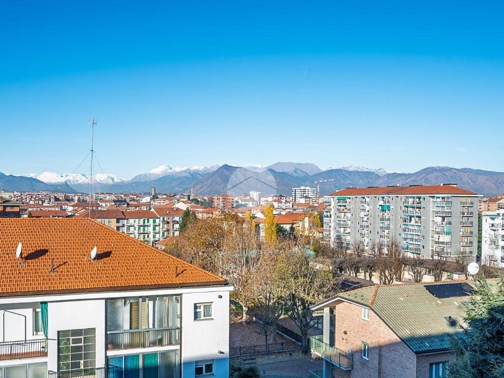 Appartamento a Grugliasco in Viale gramsci, 37 - Foto 2