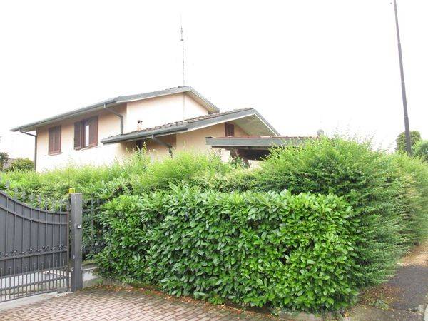 Villa a Chiari in Via Monsignor G. Bosetti, 12 - Foto 5