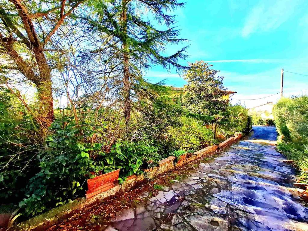 Villa a Montespertoli in Via Giuseppe Romita - Foto 5