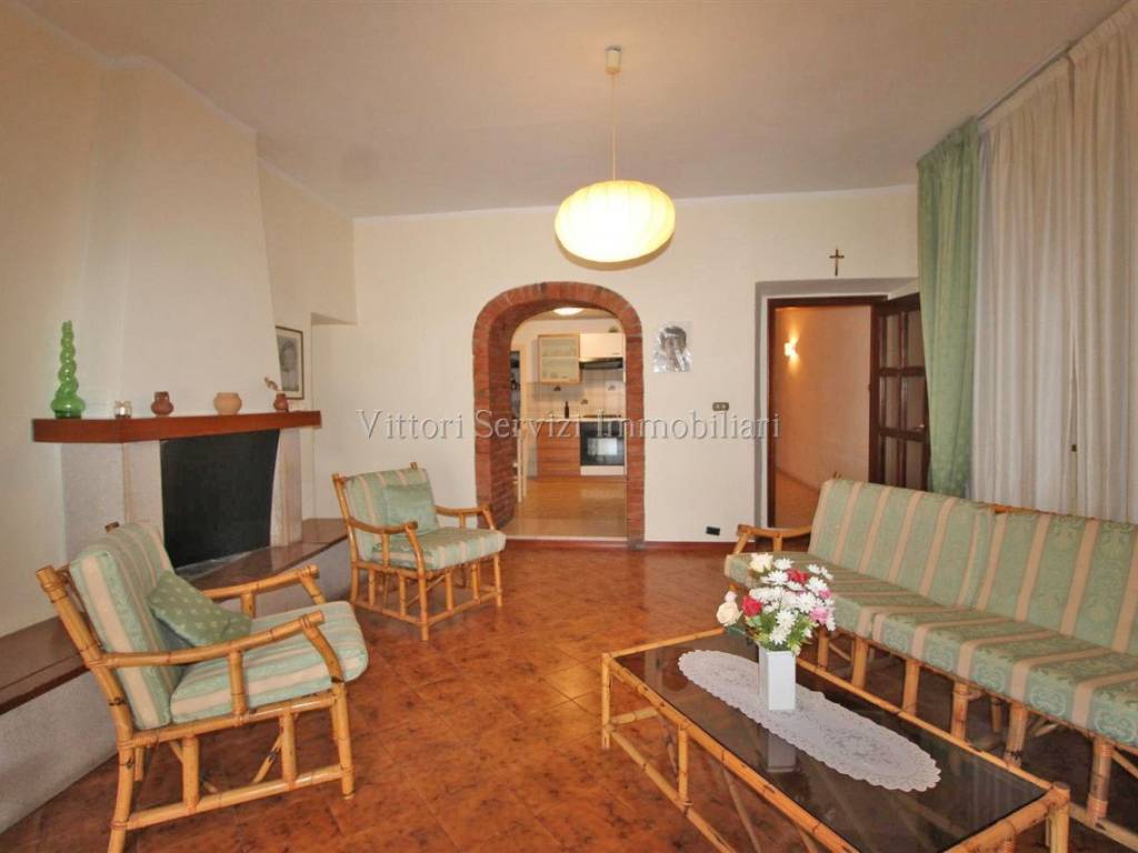 Appartamento a Sinalunga in Piazza Bartalini - Foto 2