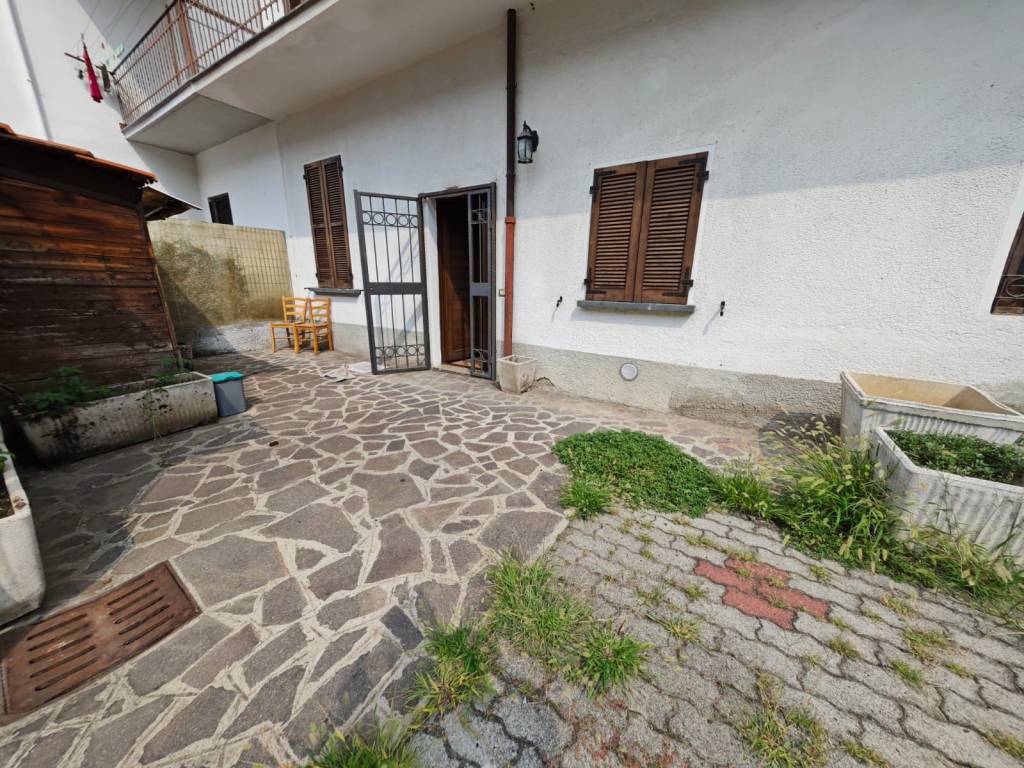 Appartamento a Gallarate in Via Curtatone - Foto 2
