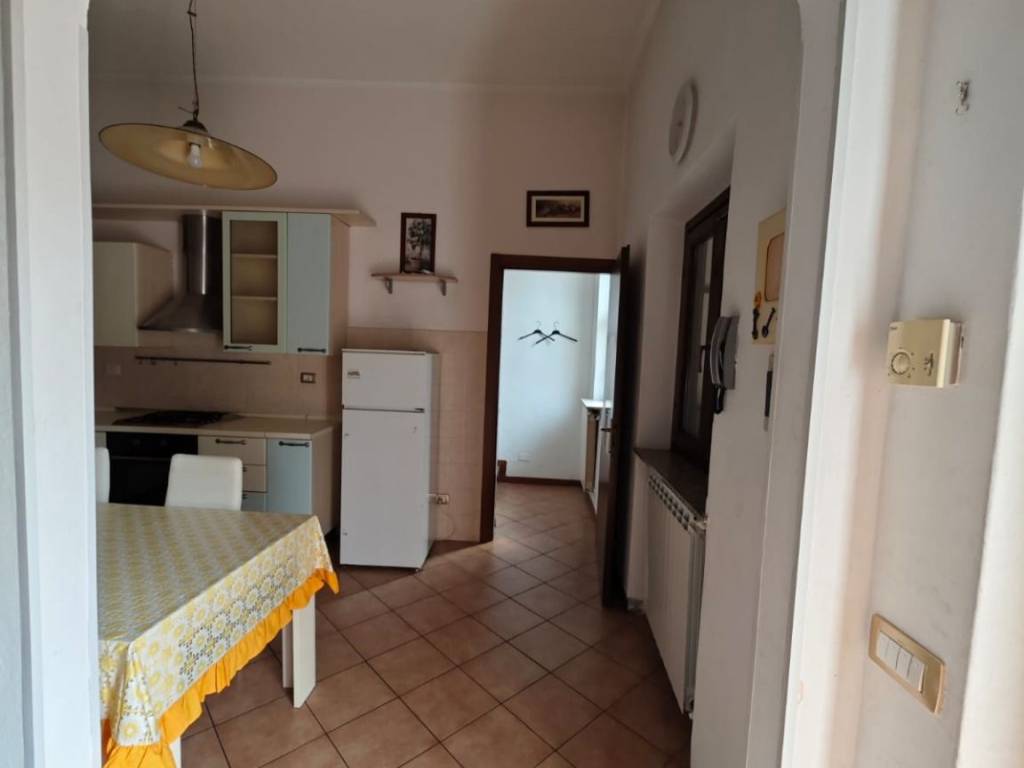 Appartamento a Gallarate in Via Curtatone - Foto 3