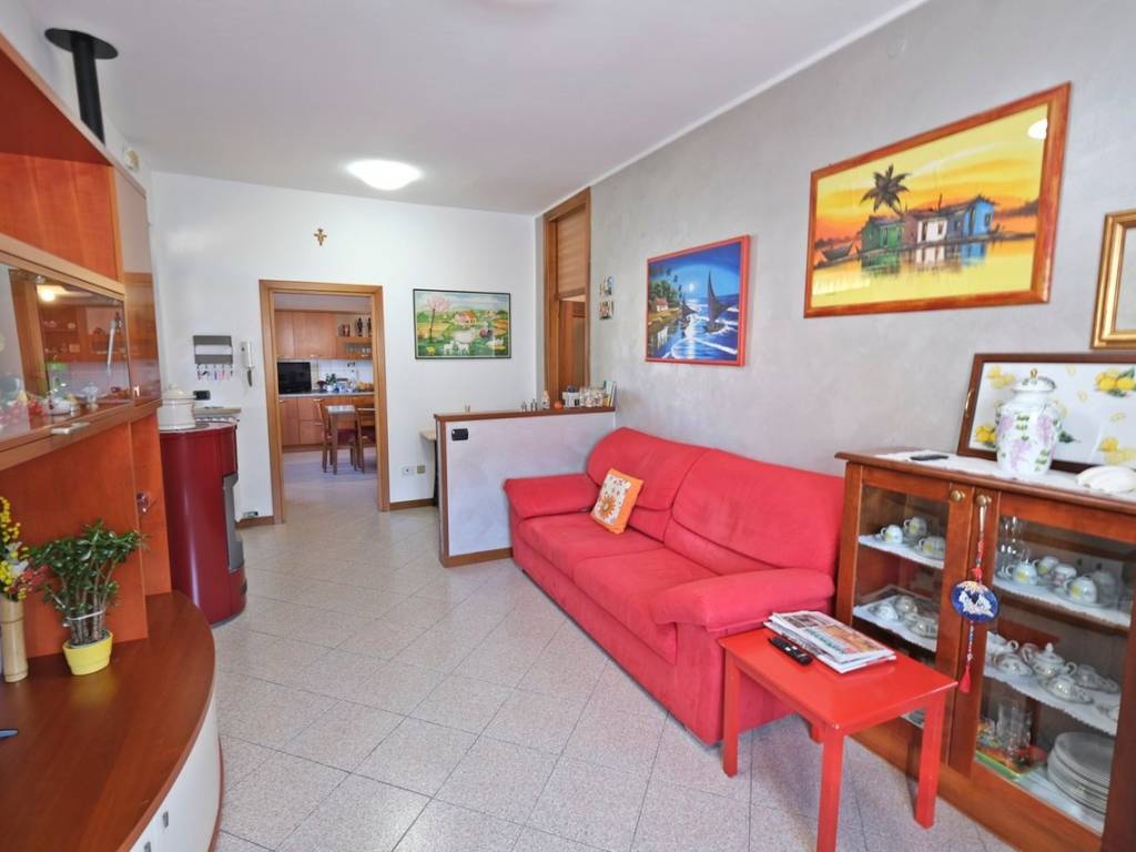 Appartamento a Villafranca di verona in Via Valle - Foto 2