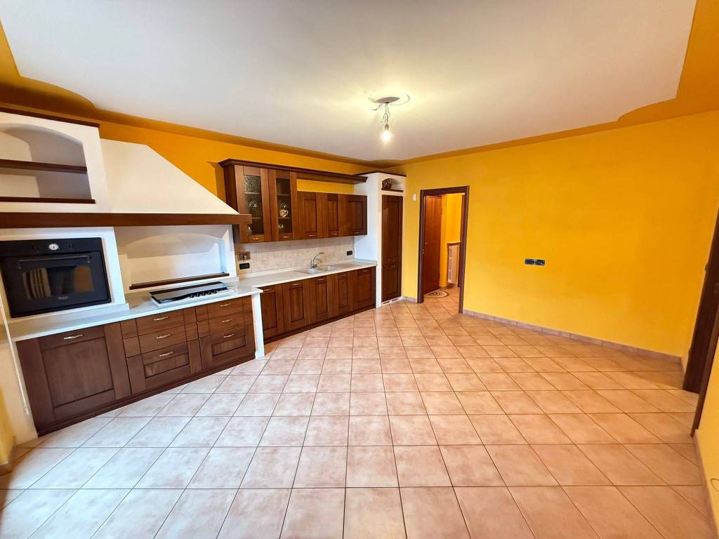 Appartamento a Caramagna piemonte in Vicolo Annunziata, 5 - Foto 2