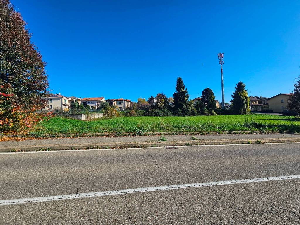 Terreno a Carnago in Via Sandro Pertini - Foto 4