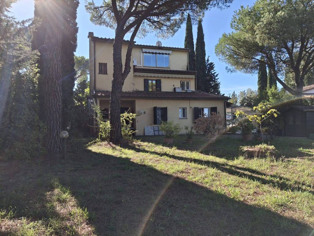 Villa a Scandicci in Via Treggiaia - Foto 2