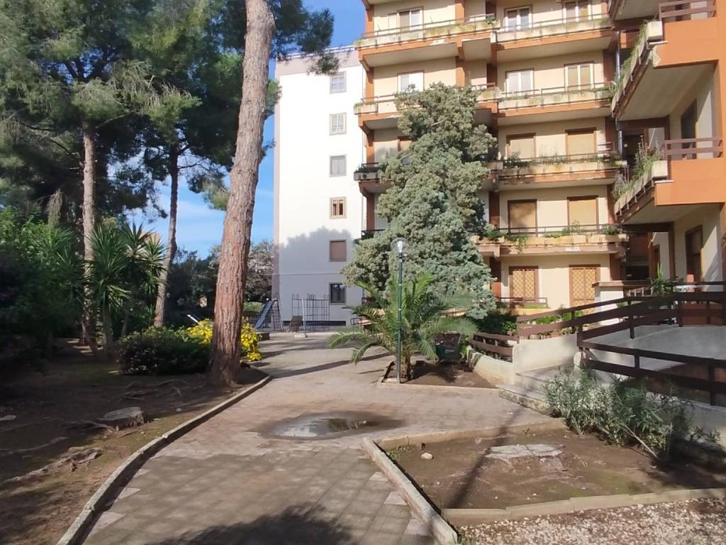 Appartamento a Lecce in Via Vincenzo Ciardo - Foto 2