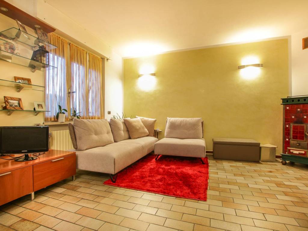 Appartamento a Villafranca di verona in Via Camillo Benso di Cavour, 159 - Foto 3