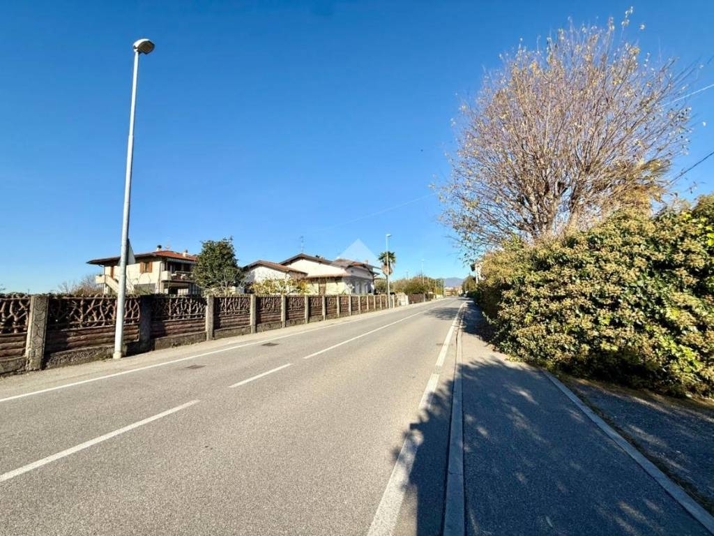 Terreno a Grassobbio in Via Cristoforo Colombo - Foto 4