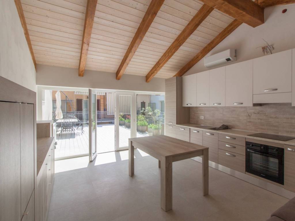 Appartamento a Cherasco in Via Camillo Benso di Cavour, 80 - Foto 4