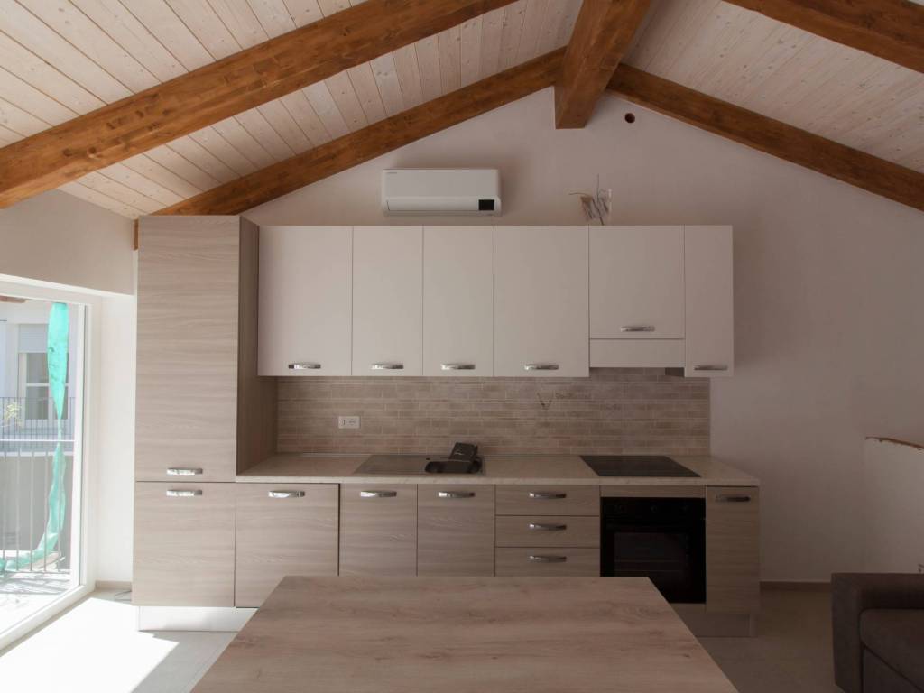 Appartamento a Cherasco in Via Camillo Benso di Cavour, 80 - Foto 5