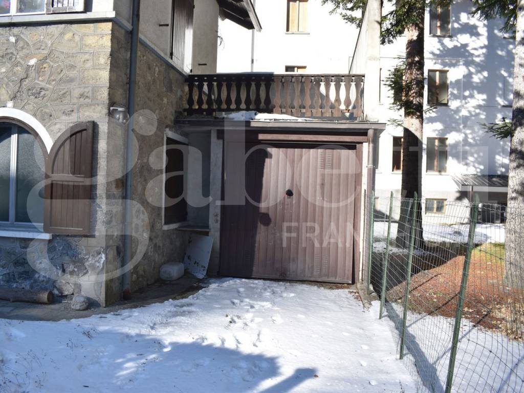 Villa a Bardonecchia in Viale della Vittoria, 26 - Foto 4