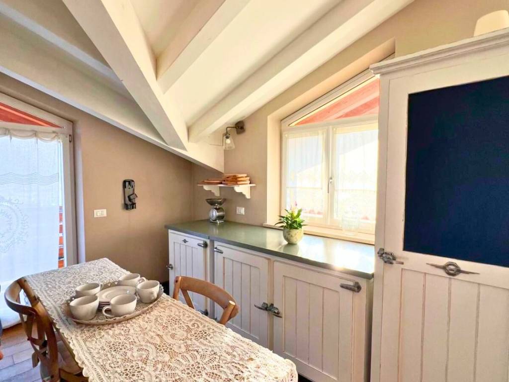 Appartamento a Levico terme in Via dei Molini - Foto 3