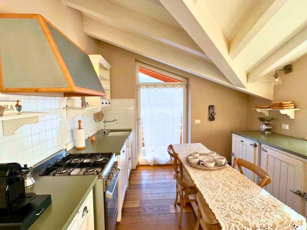 Appartamento a Levico terme in Via dei Molini - Foto 5