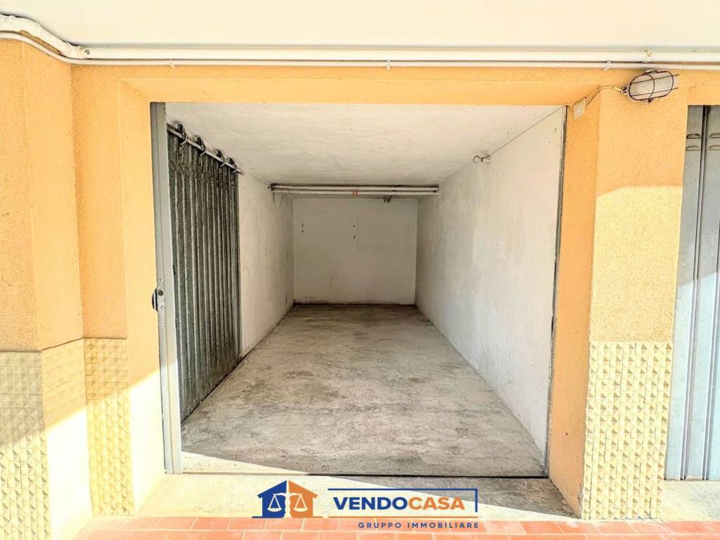 Box / garage a Loano in Via Isonzo - Foto 4