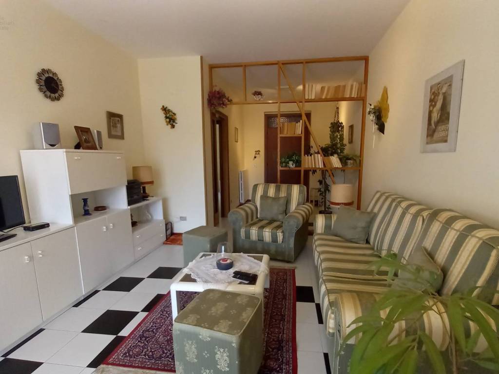 Appartamento a Colli del tronto in Via Colle Vaccaro, 8 - Foto 2