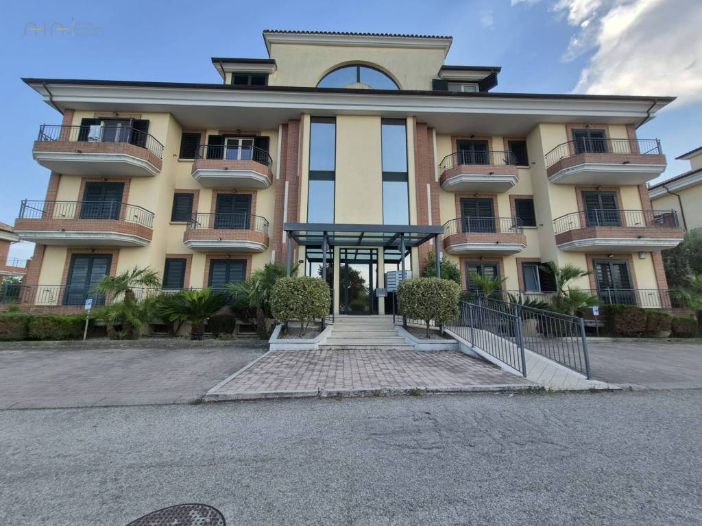 Appartamento a Sant'egidio alla vibrata in Via Vibrata, 32 - Foto 2