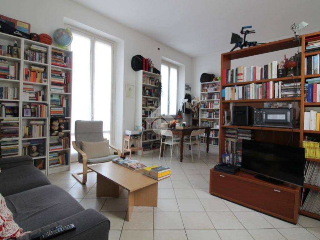 Appartamento a Lodi in Via Magenta, 32 - Foto 2