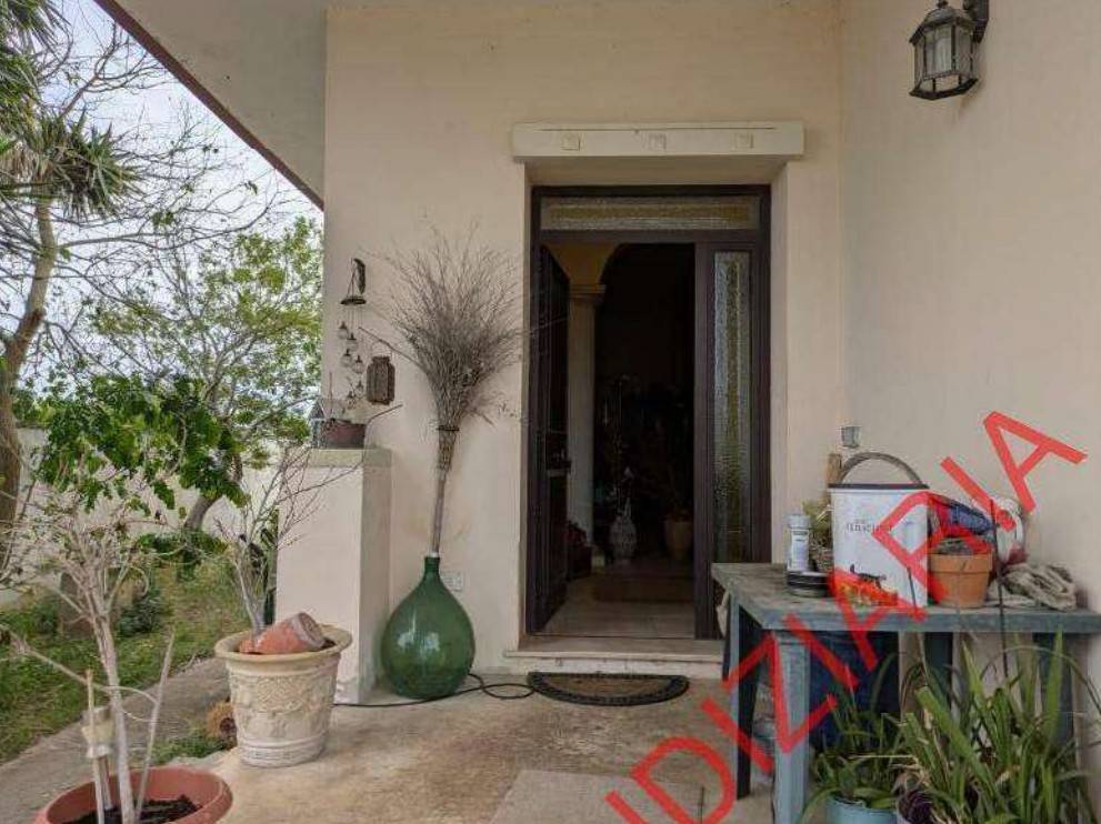 Villa a Copertino in Via dei Pini - Foto 4