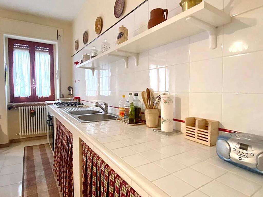 Appartamento a Genzano di lucania in Corso Vittorio Emanuele, 94 - Foto 3