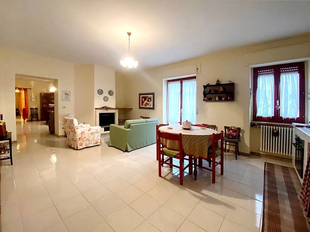 Appartamento a Genzano di lucania in Corso Vittorio Emanuele, 94 - Foto 4