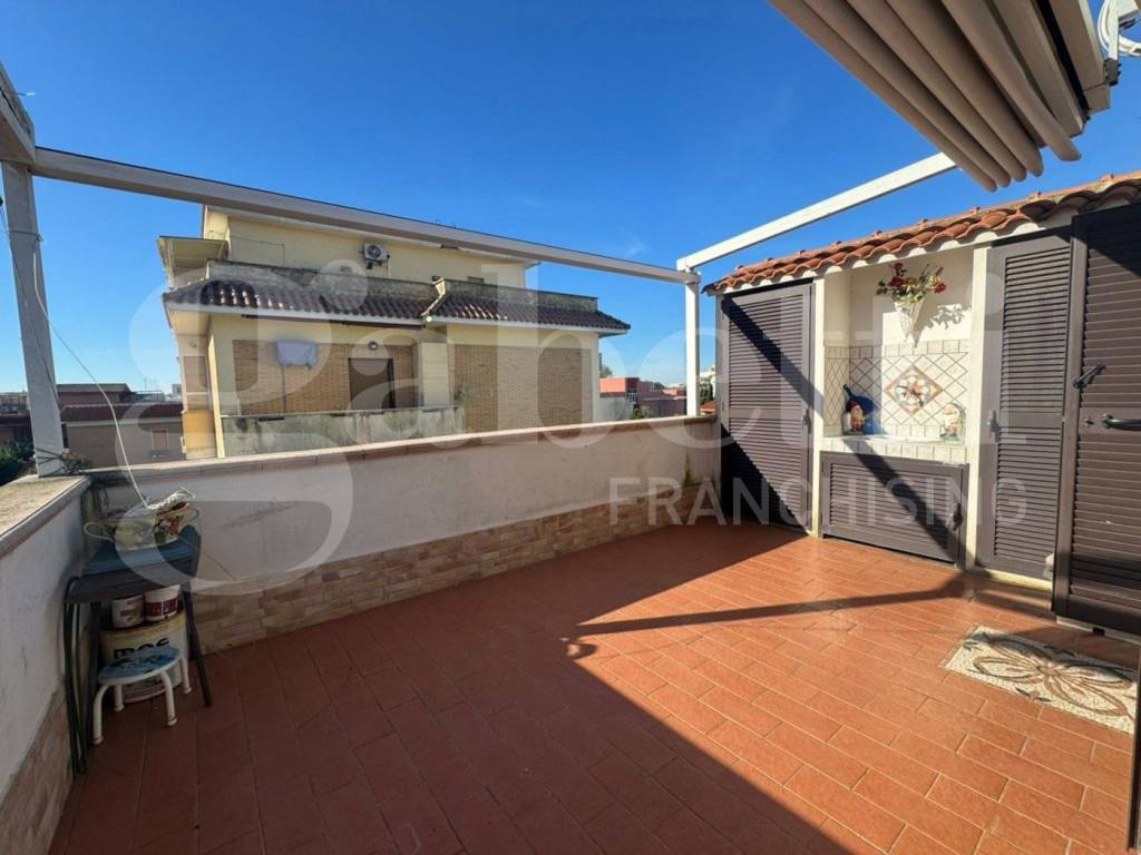 Appartamento a Ardea in via dei tassi , 53 - Foto 2