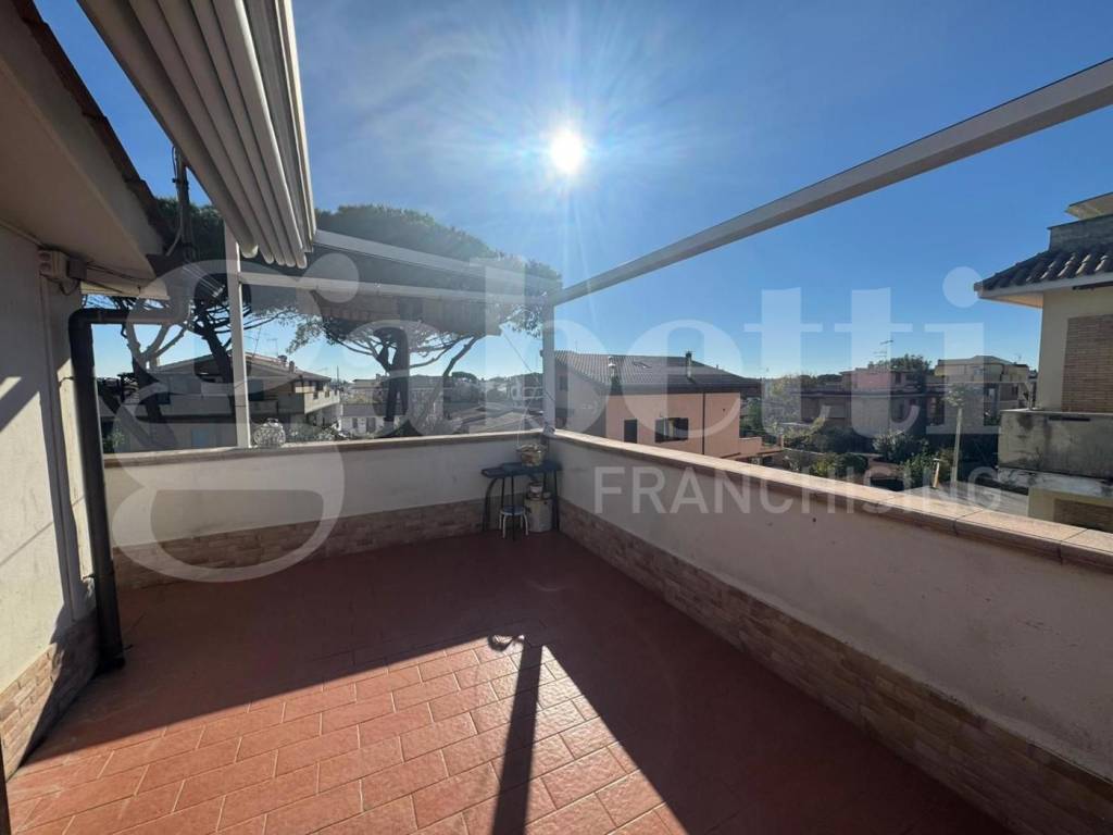 Appartamento a Ardea in via dei tassi , 53 - Foto 4