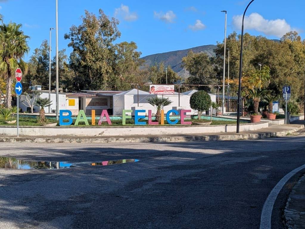 Villa a Cellole in Viale Stromboli - Foto 2