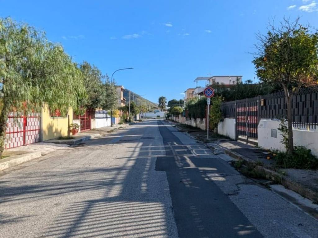 Villa a Cellole in Viale Stromboli - Foto 4