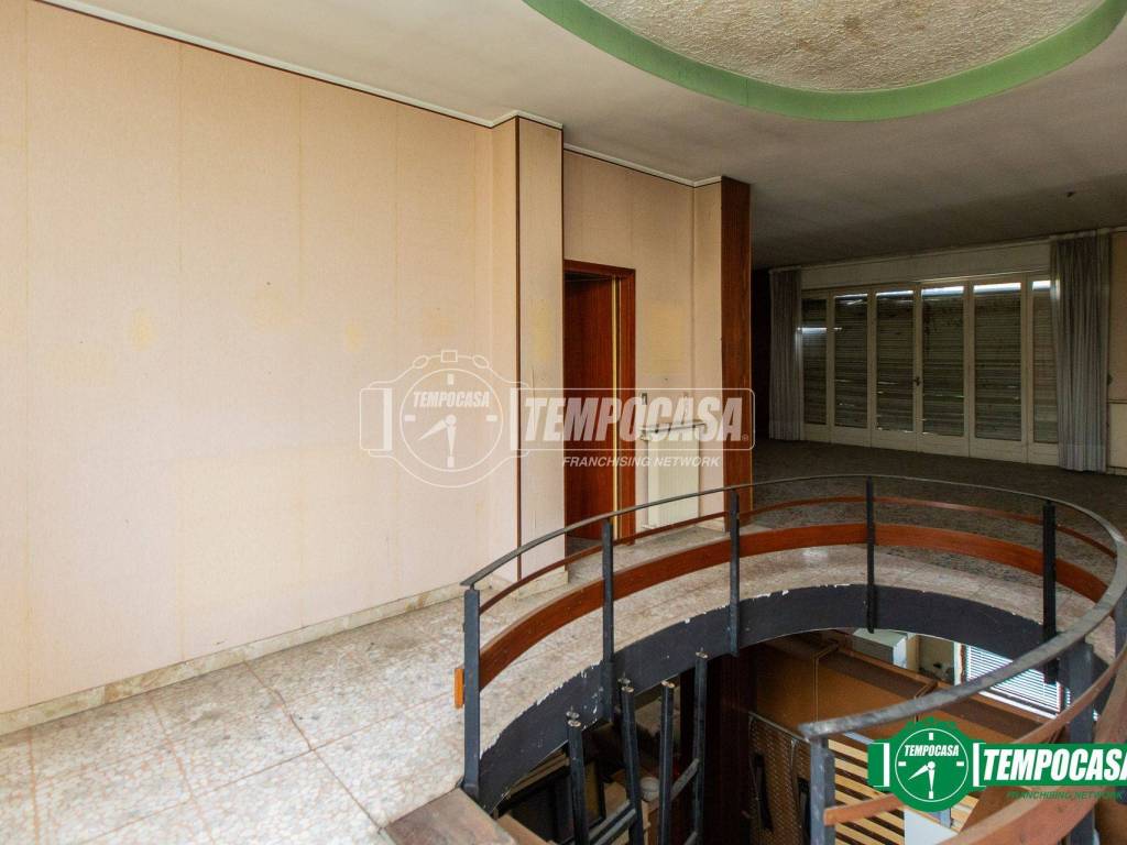 Villa a Oleggio in Via Novara 123 - Foto 4