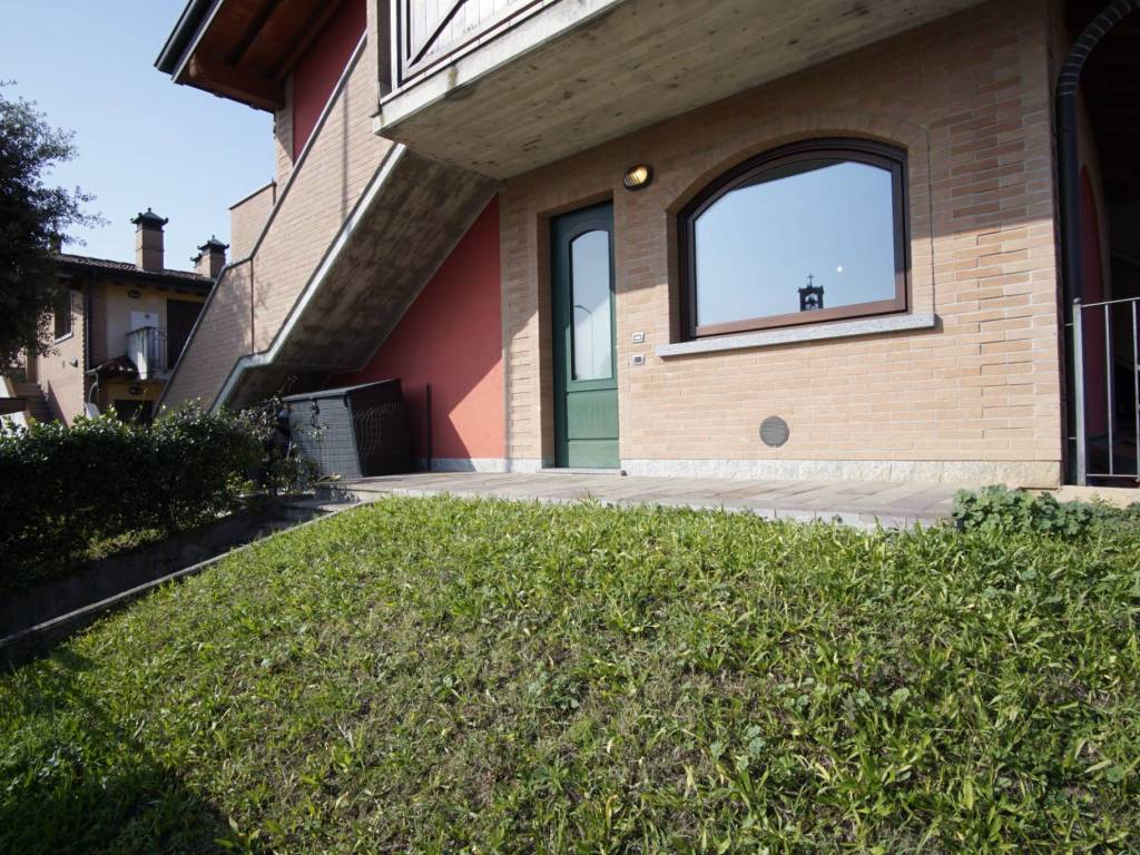 Appartamento a Azzano san paolo in Via Pasubio, 7 - Foto 2
