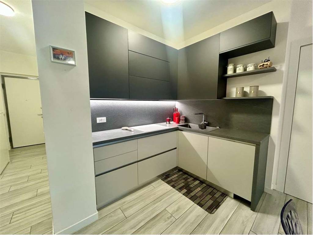 Appartamento a Trento in Via Pezcoller, 13 - Foto 3