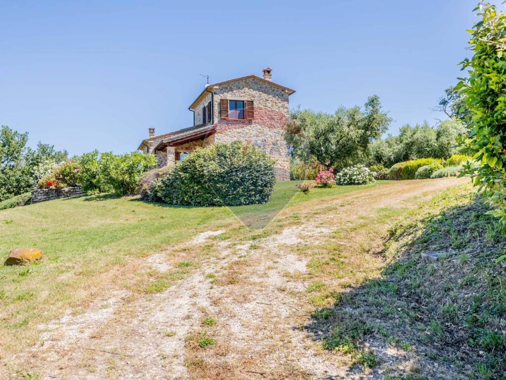 Rustico / casale a Manciano in VIA QUERCIALTA, 31 - Foto 5