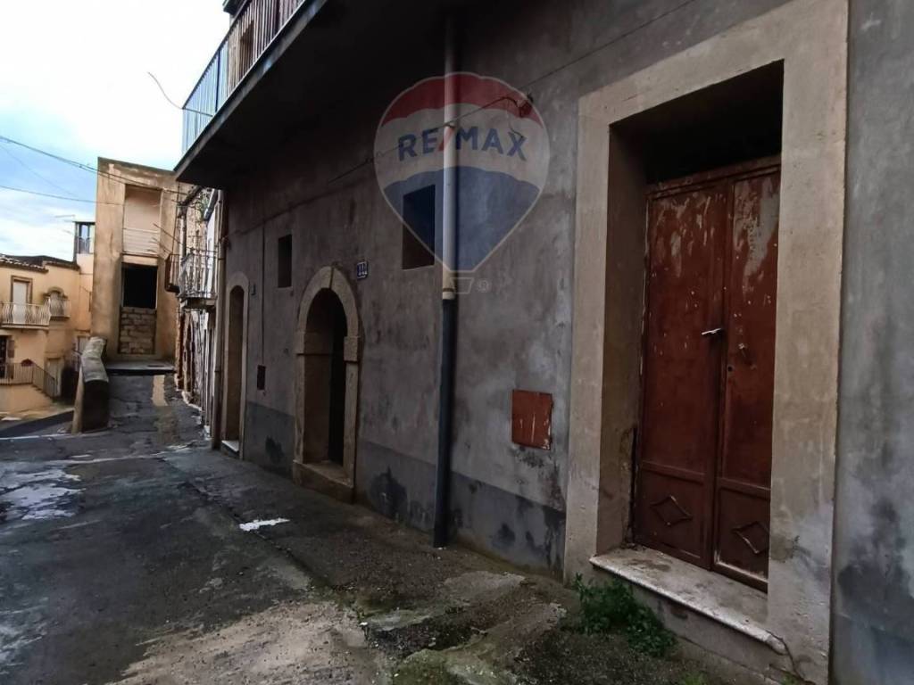Casa indipendente a Caltagirone in Via Orbiti, 42 - Foto 4