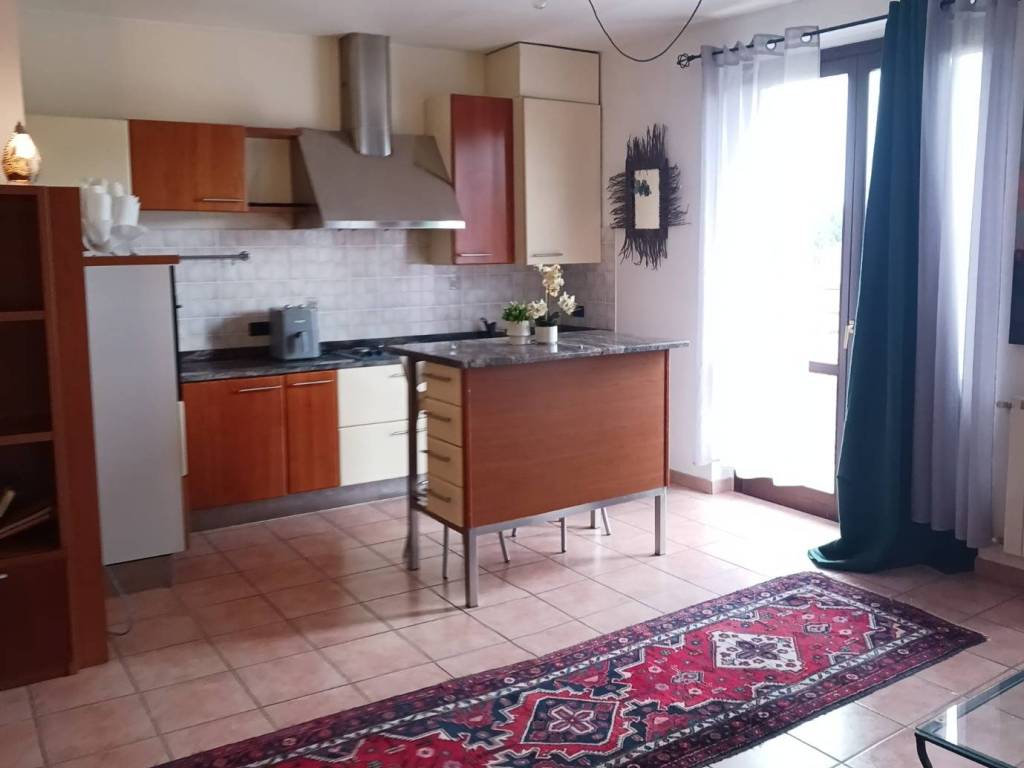 Appartamento a Cairate in Via dei Tesoreggi - Foto 2