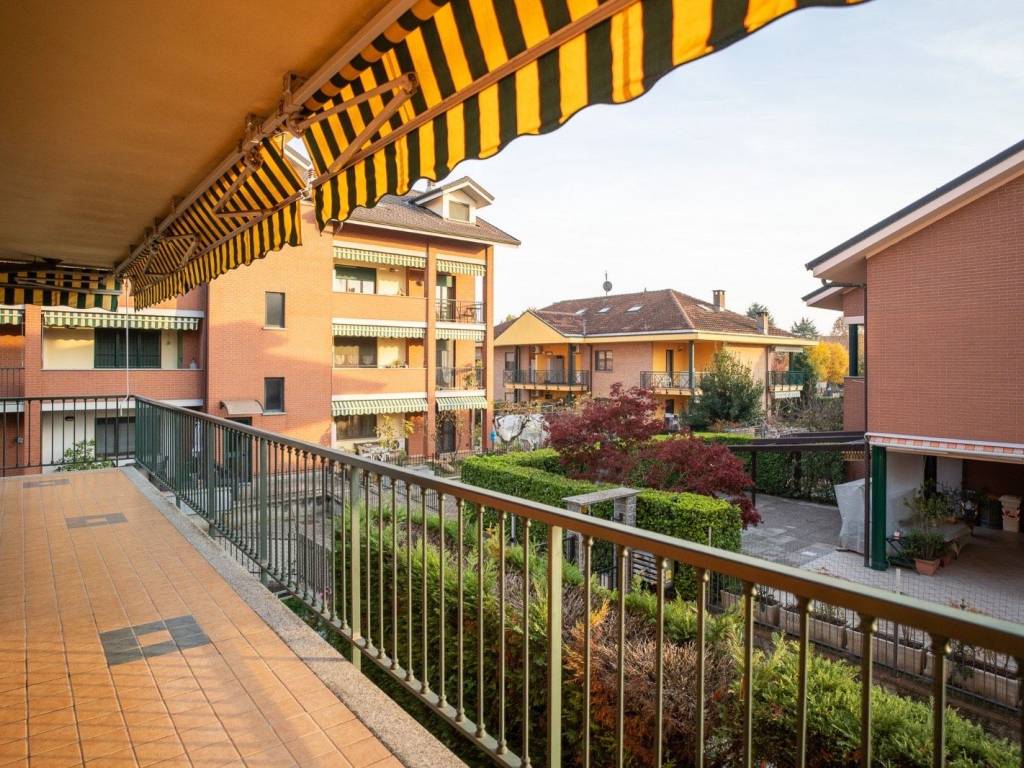 Appartamento a La loggia in Via Arrigo Maina - Foto 4