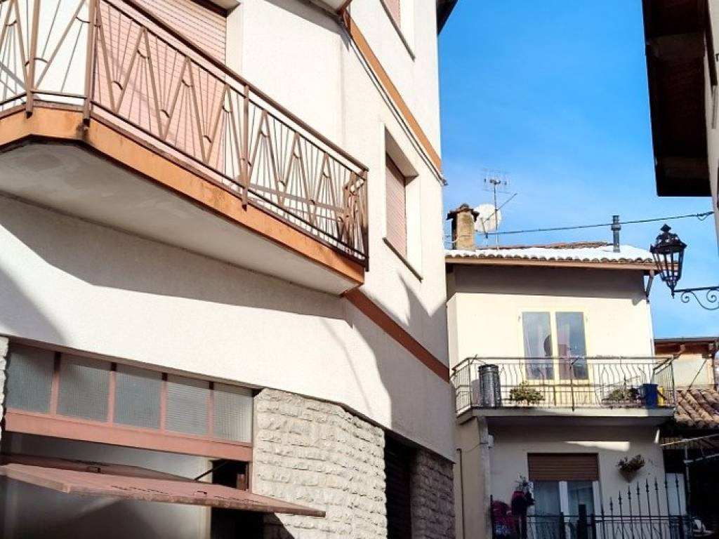 Casa indipendente a Pasturo in Via Bartolomeo Anesetti - Foto 2