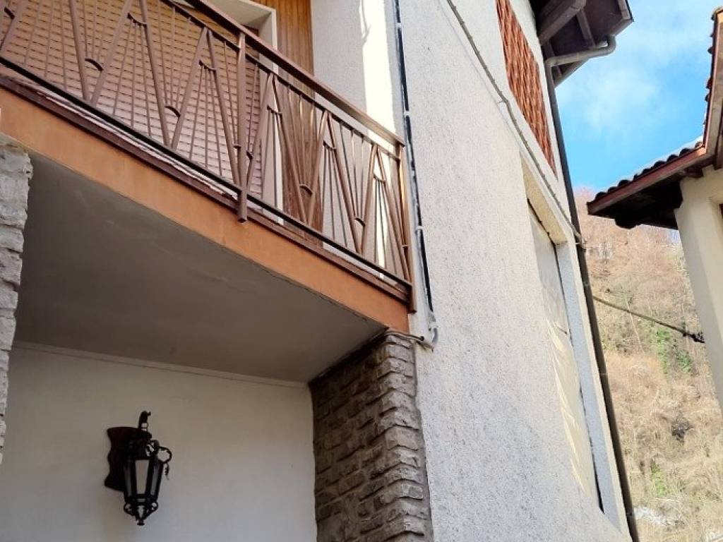 Casa indipendente a Pasturo in Via Bartolomeo Anesetti - Foto 3