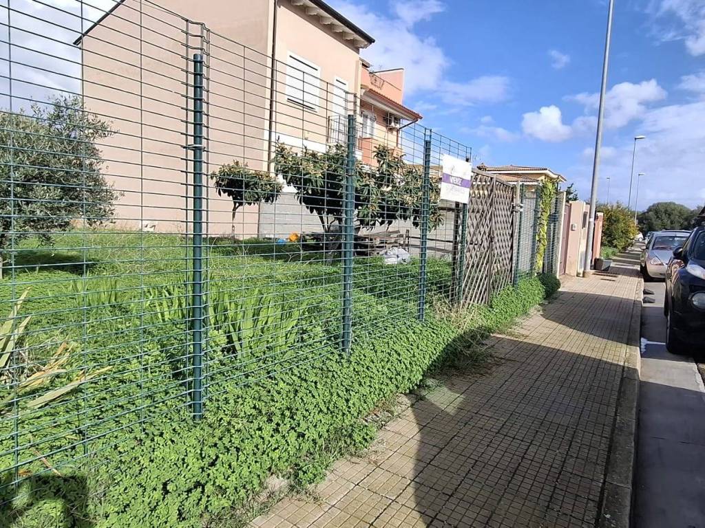 Terreno a Elmas in Via del Pino Solitario - Foto 3