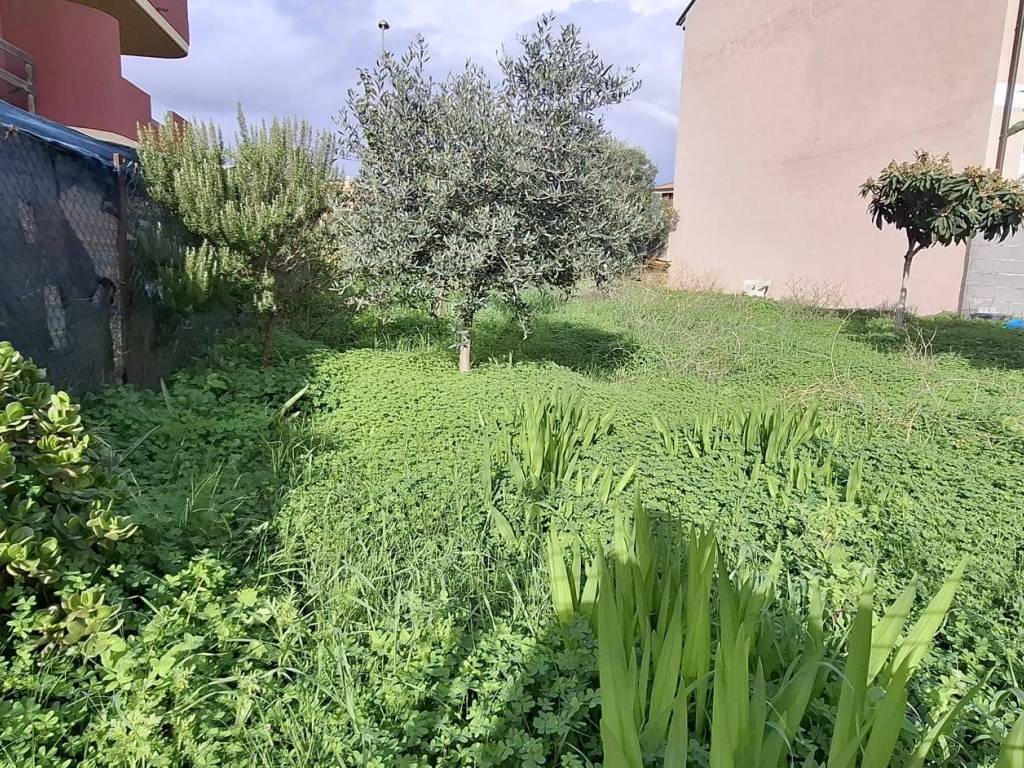 Terreno a Elmas in Via del Pino Solitario - Foto 5