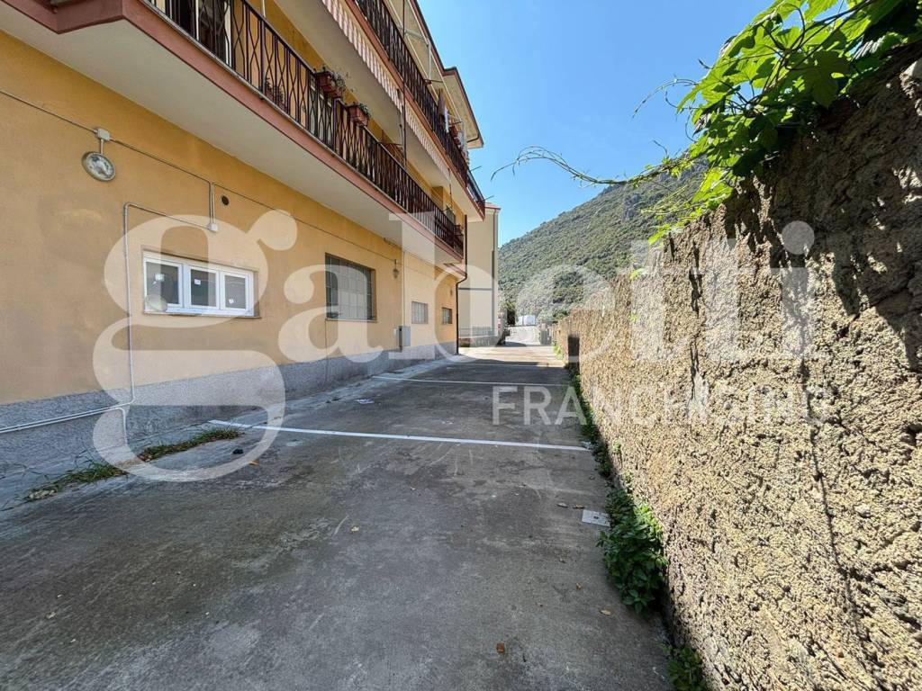 Box / garage a Finale ligure in Via Domenico Brunenghi , 299 - Foto 3