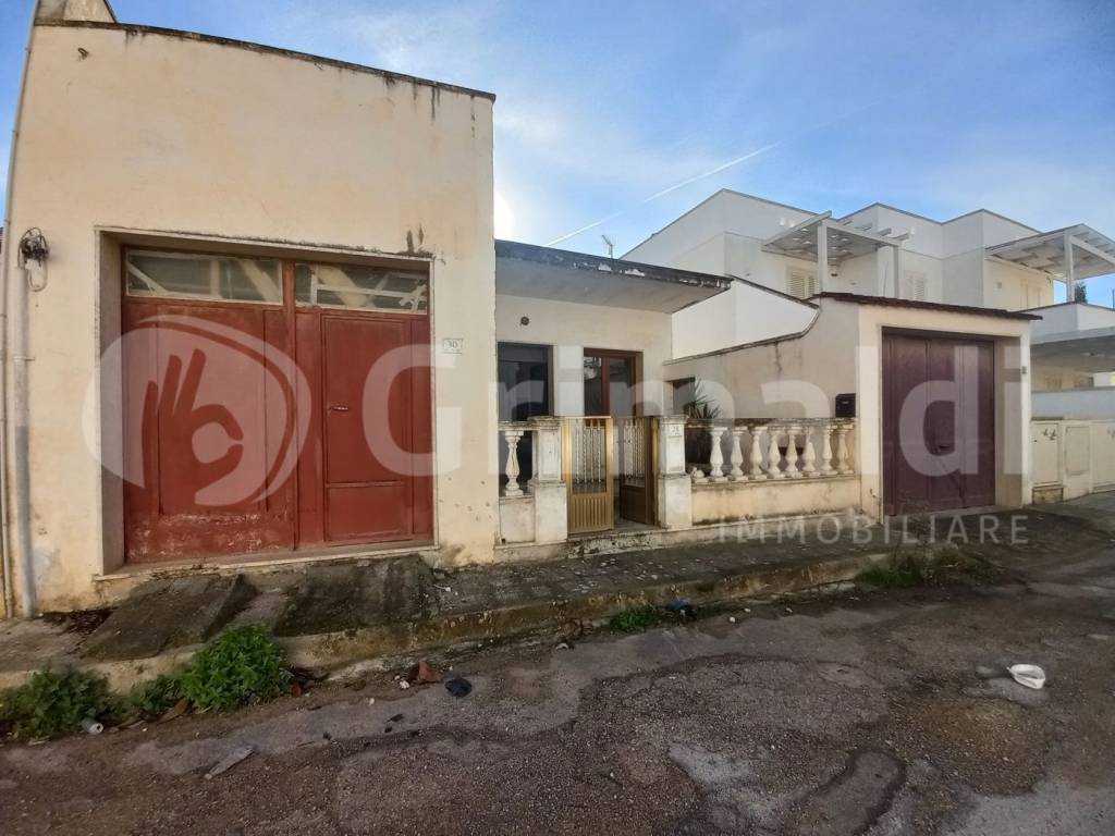 Casa indipendente a Ugento in Via Magellano, 14 - Foto 2