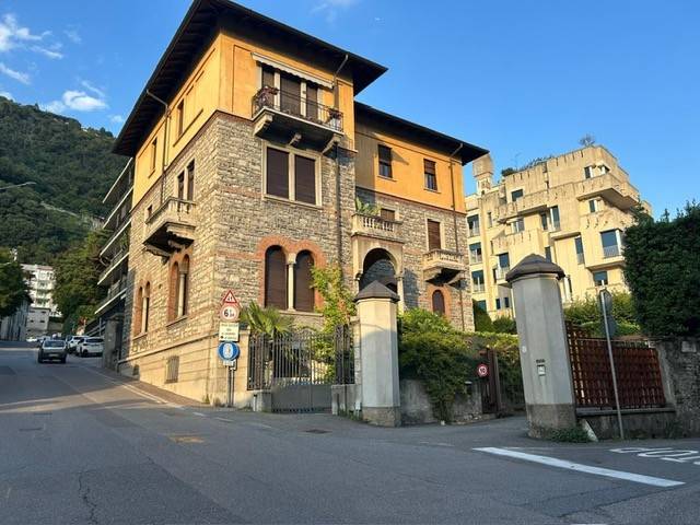 Appartamento a Como in Via Tommaso Grossi - Foto 2