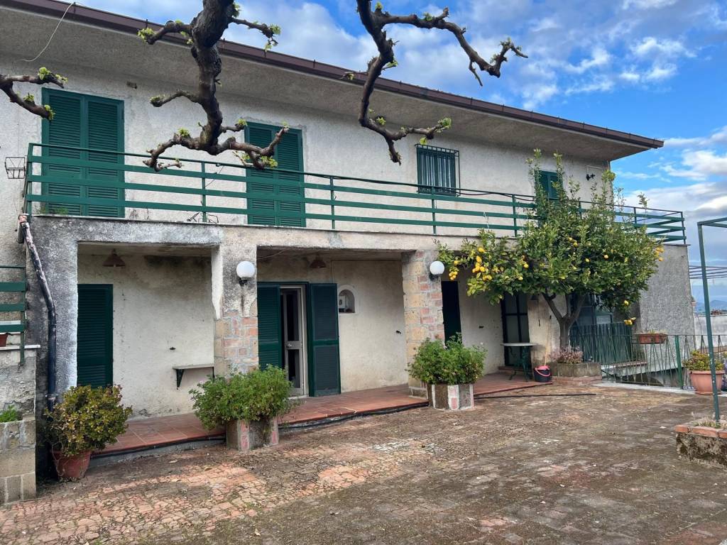 Casa indipendente a Caiazzo in Via Selvetelle - Foto 2